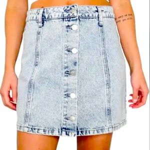 Forever 21 Small Button Down Acid Wash Ice Blue Denim Skirt